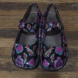 💜💕OFFERS💕💜Alegria Mary Janes